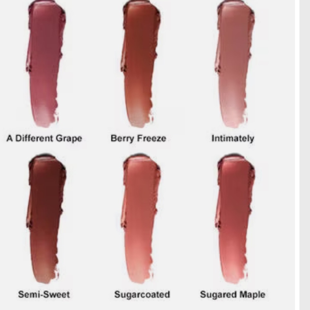 🌙💕Clinique Semi Sweet Dramatically Different Lipstick - Picture 5 of 10